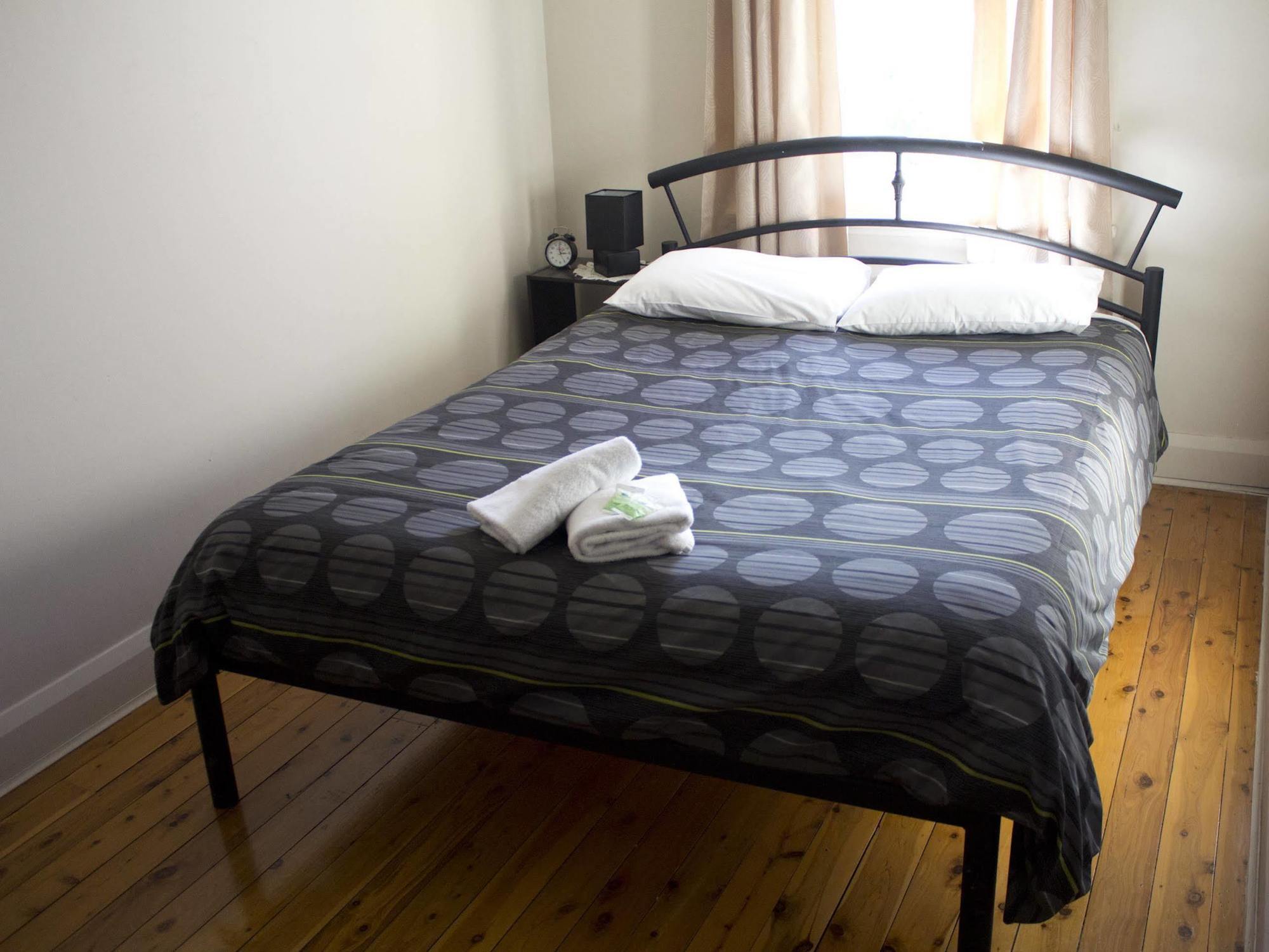 Court House Hotel Boorowa Ngoại thất bức ảnh
